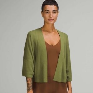 Lululemon Rare Find Boxy Cashlu Knit Wrap Bronze GREEN XS/S EUC